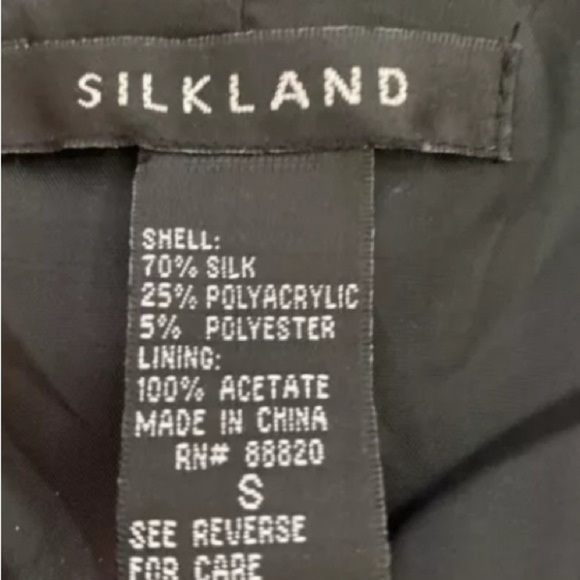 Vintage Silkland Black Cream Tweed Silk Suit Jacket blazer
Old Money Fall - Picture 2 of 5